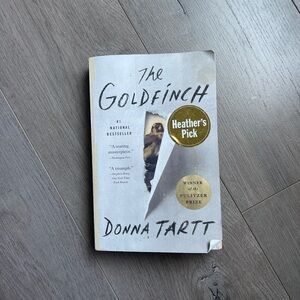 💙BOGO💙 The Goldfinch by Donna Tartt Paperback